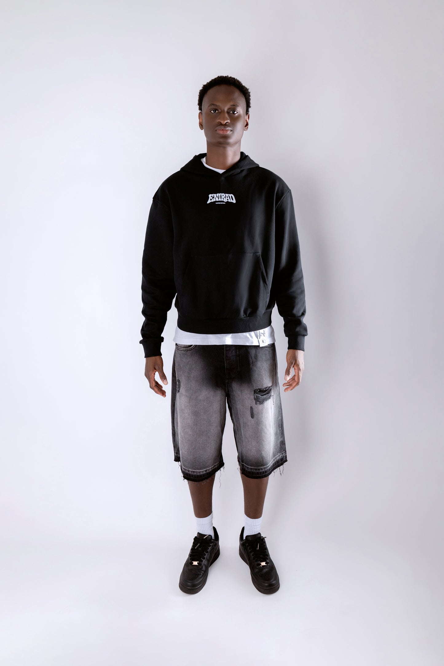BASICS CROPPED HOODIE
