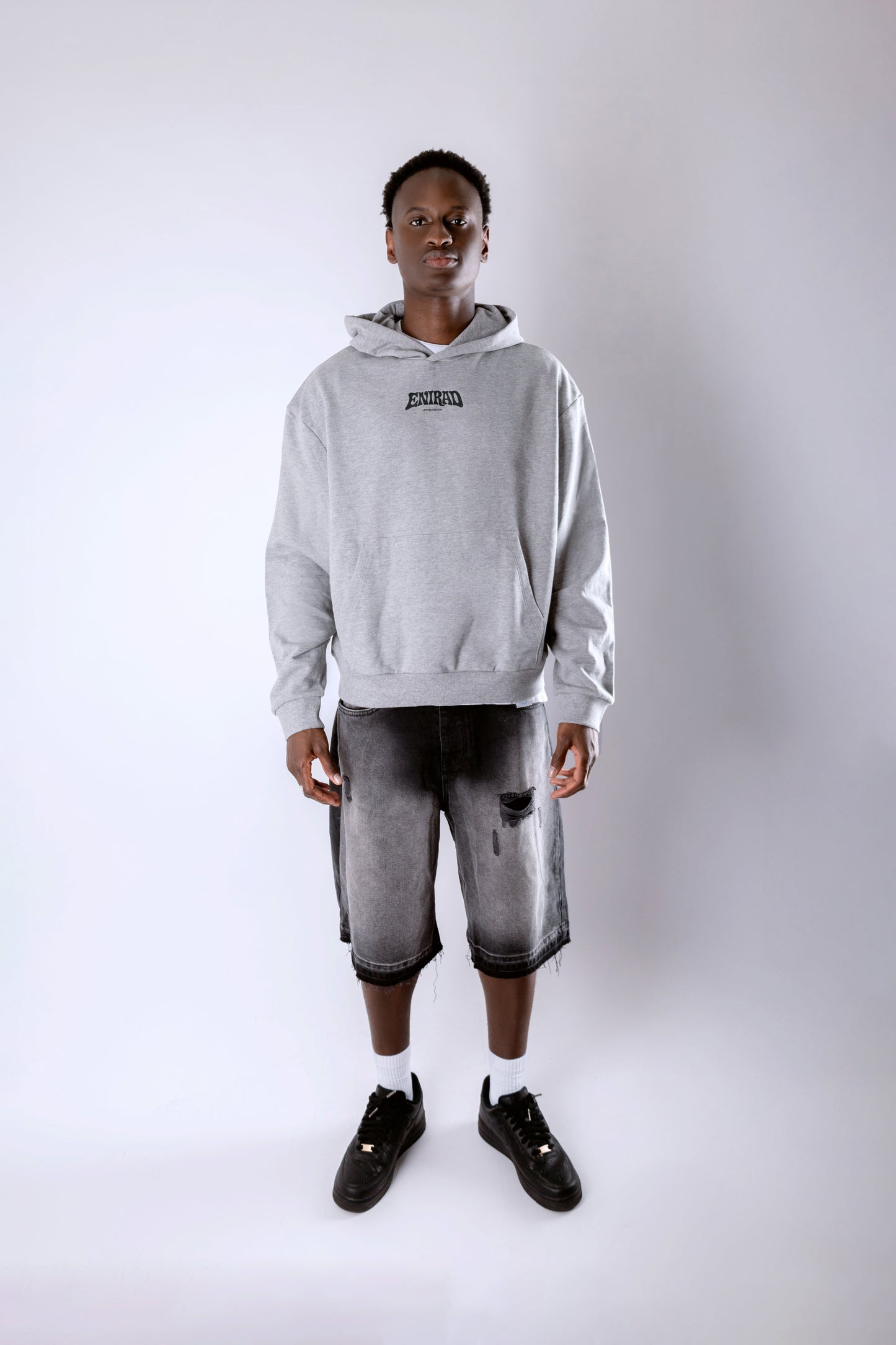 BASICS CROPPED HOODIE