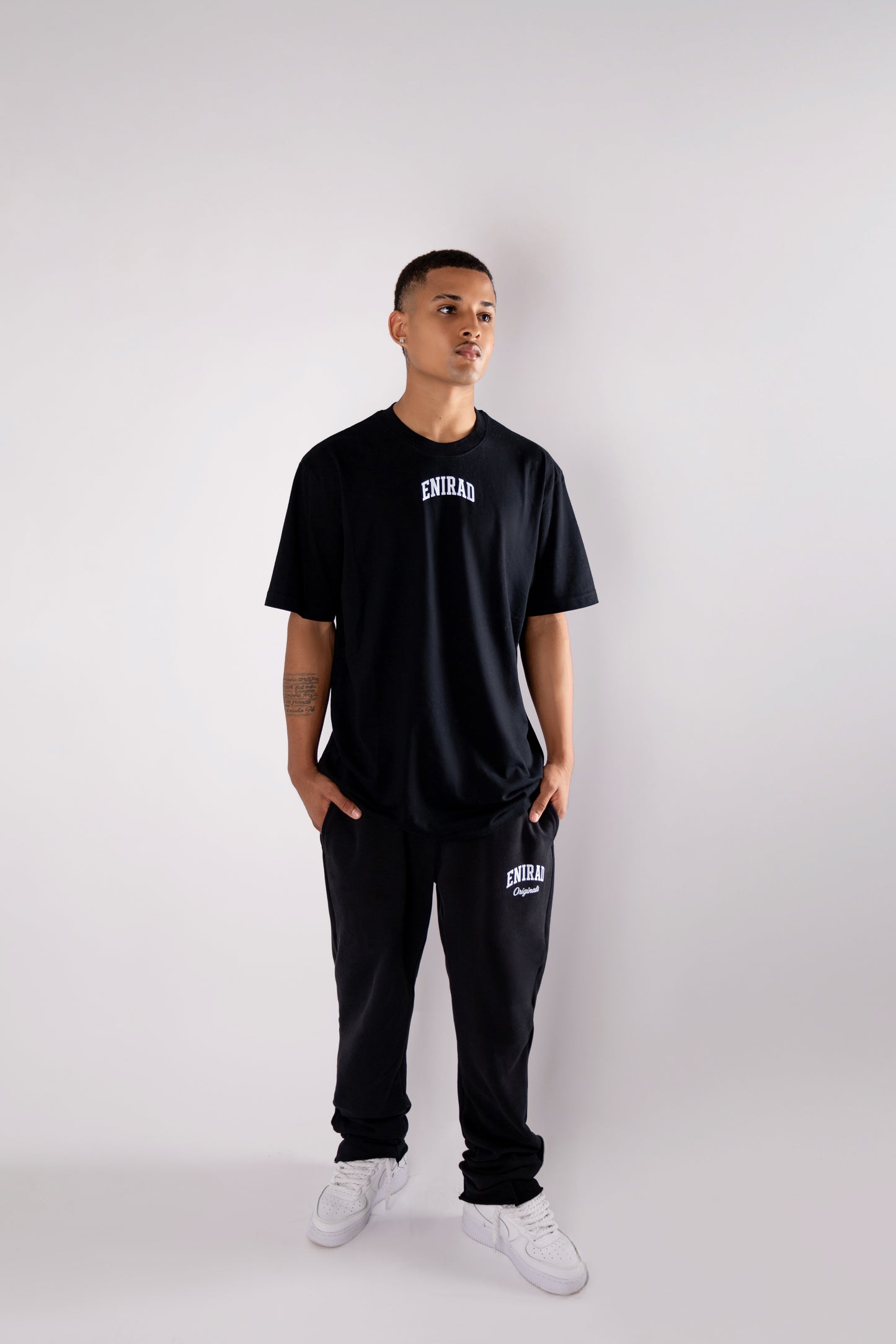 BASICS OVERSIZED PANTS